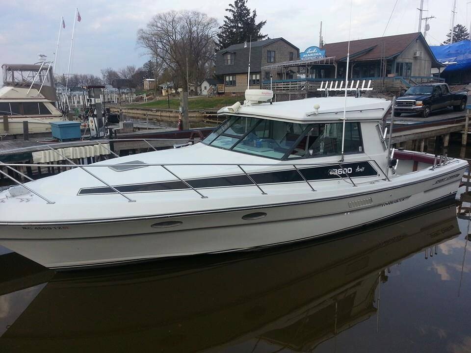 Tomahawk Fishing Charter Capt. Ross has 40 hears experience and holds a 100  ton master captains license. Operating from Ernst's Lake Breeze Marina,  Point Breeze.